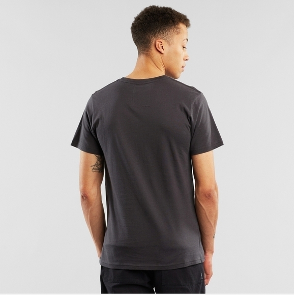 Embrace T-shirt Stockholm Polaroid Video VHS Retro Gray Crew Neck Tee Mens Small - Picture 5 of 11